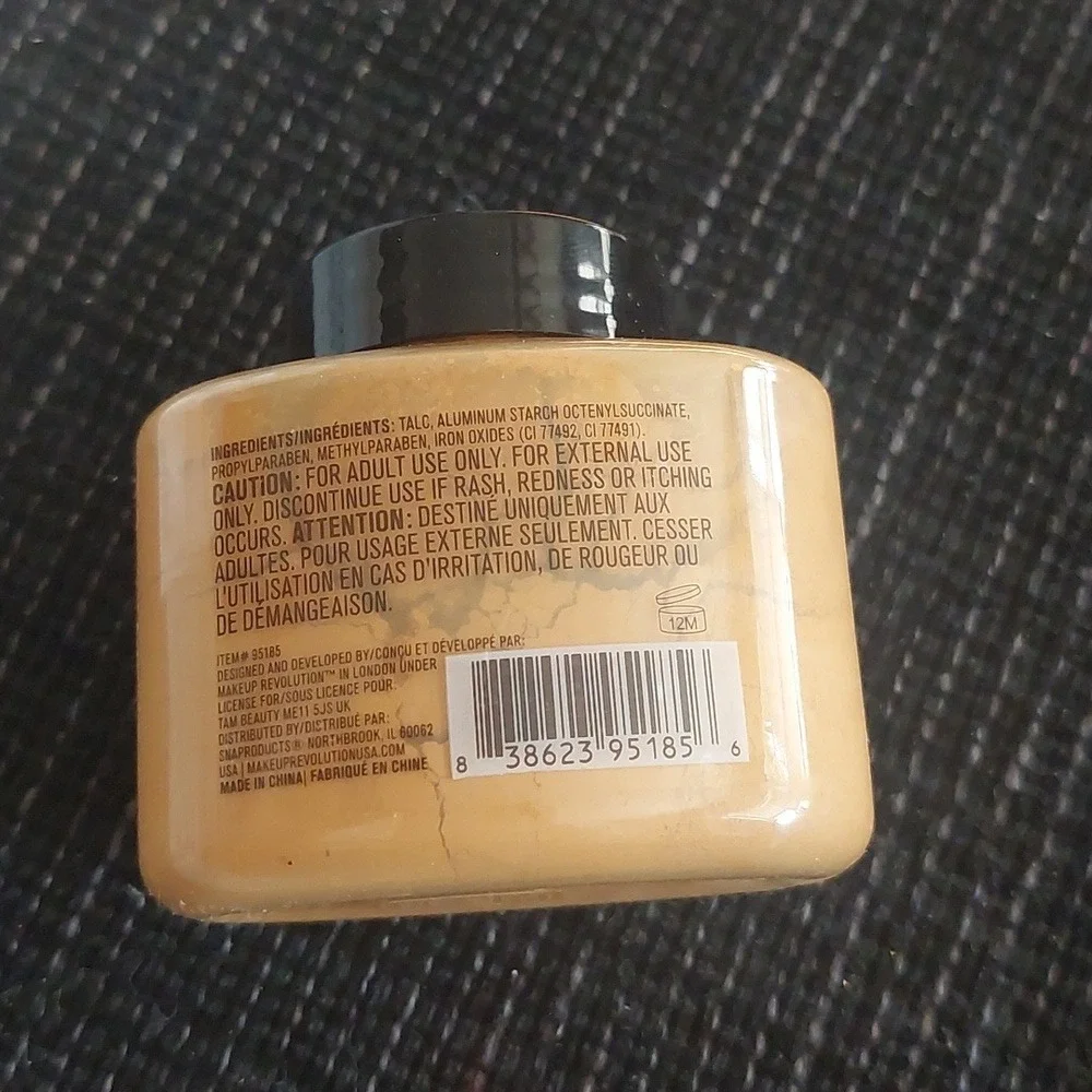 Makeup Revolution new seal